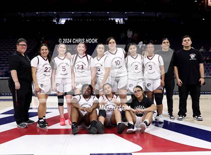 Thumbnail 3 in Cholla vs Desert View (MLK Basketball Classic) photogallery.
