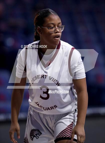 Thumbnail 3 in Cholla vs Desert View (MLK Basketball Classic) photogallery.
