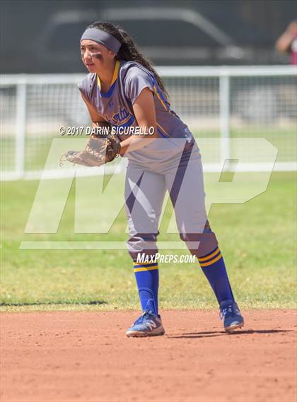 Thumbnail 1 in Sahuarita vs Show Low (AIA Division 3A Round 1 Playoff)  photogallery.
