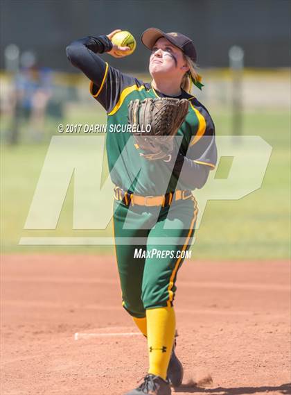 Thumbnail 1 in Sahuarita vs Show Low (AIA Division 3A Round 1 Playoff)  photogallery.