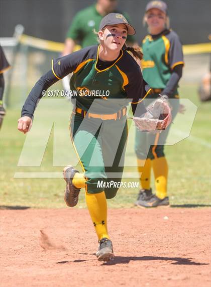 Thumbnail 3 in Sahuarita vs Show Low (AIA Division 3A Round 1 Playoff)  photogallery.