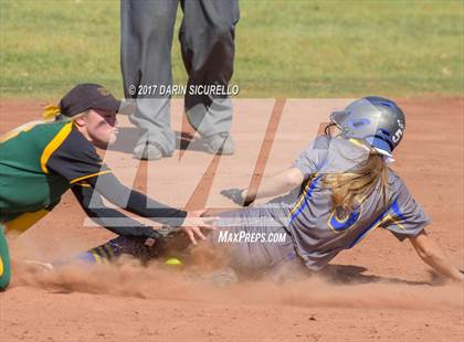 Thumbnail 1 in Sahuarita vs Show Low (AIA Division 3A Round 1 Playoff)  photogallery.