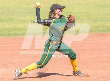 Thumbnail 2 in Sahuarita vs Show Low (AIA Division 3A Round 1 Playoff)  photogallery.