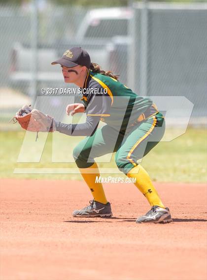Thumbnail 1 in Sahuarita vs Show Low (AIA Division 3A Round 1 Playoff)  photogallery.