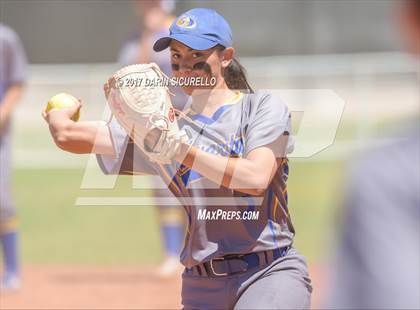 Thumbnail 1 in Sahuarita vs Show Low (AIA Division 3A Round 1 Playoff)  photogallery.