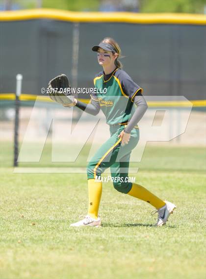 Thumbnail 2 in Sahuarita vs Show Low (AIA Division 3A Round 1 Playoff)  photogallery.