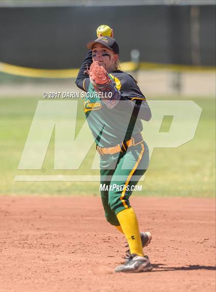 Thumbnail 3 in Sahuarita vs Show Low (AIA Division 3A Round 1 Playoff)  photogallery.