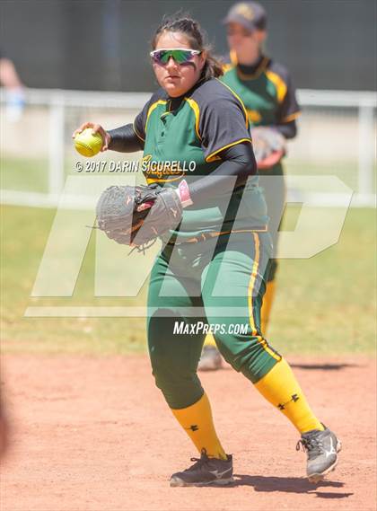 Thumbnail 1 in Sahuarita vs Show Low (AIA Division 3A Round 1 Playoff)  photogallery.