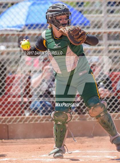 Thumbnail 3 in Sahuarita vs Show Low (AIA Division 3A Round 1 Playoff)  photogallery.