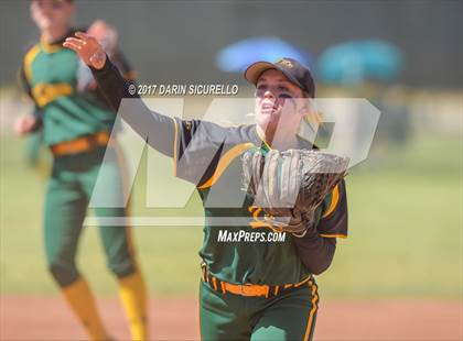 Thumbnail 2 in Sahuarita vs Show Low (AIA Division 3A Round 1 Playoff)  photogallery.