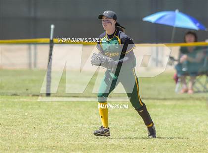 Thumbnail 2 in Sahuarita vs Show Low (AIA Division 3A Round 1 Playoff)  photogallery.