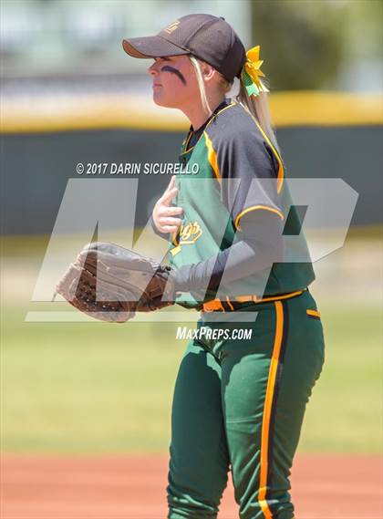 Thumbnail 2 in Sahuarita vs Show Low (AIA Division 3A Round 1 Playoff)  photogallery.