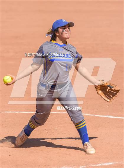 Thumbnail 1 in Sahuarita vs Show Low (AIA Division 3A Round 1 Playoff)  photogallery.