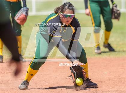 Thumbnail 2 in Sahuarita vs Show Low (AIA Division 3A Round 1 Playoff)  photogallery.