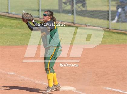 Thumbnail 3 in Sahuarita vs Show Low (AIA Division 3A Round 1 Playoff)  photogallery.