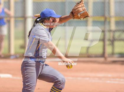 Thumbnail 3 in Sahuarita vs Show Low (AIA Division 3A Round 1 Playoff)  photogallery.