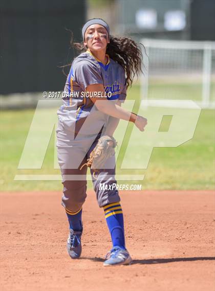 Thumbnail 3 in Sahuarita vs Show Low (AIA Division 3A Round 1 Playoff)  photogallery.