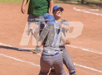 Thumbnail 1 in Sahuarita vs Show Low (AIA Division 3A Round 1 Playoff)  photogallery.