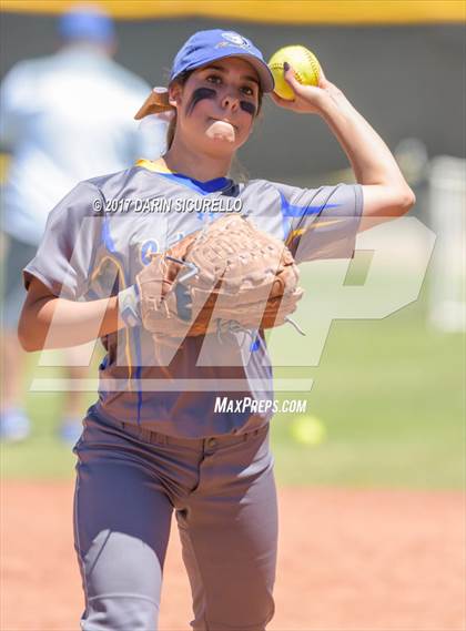 Thumbnail 1 in Sahuarita vs Show Low (AIA Division 3A Round 1 Playoff)  photogallery.