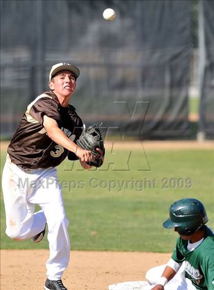 Thumbnail 2 in Don Lugo @ South Hills photogallery.