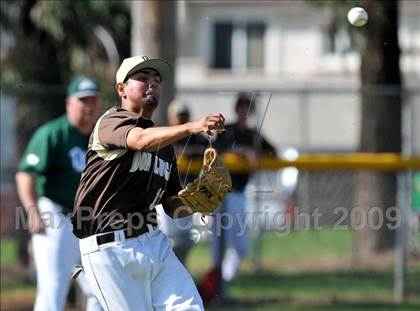 Thumbnail 2 in Don Lugo @ South Hills photogallery.