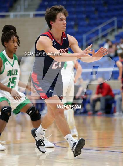Thumbnail 3 in Wimberley @ Cuero (UIL 4A Bi-District Playoff) photogallery.