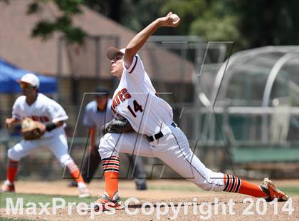 Thumbnail 1 in Village Christian vs. Santa Ynez (CIFSS Division 5 Championship) photogallery.