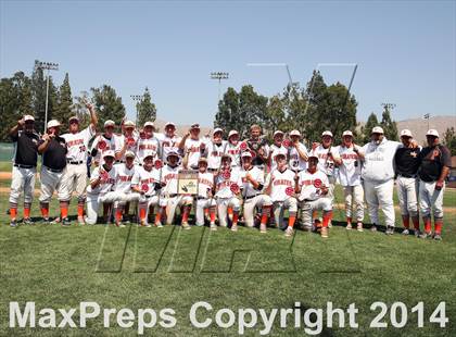 Thumbnail 2 in Village Christian vs. Santa Ynez (CIFSS Division 5 Championship) photogallery.