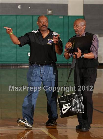 Thumbnail 2 in Ribet Academy vs. Valencia (Providence Cystic Fibrosis Benefit) photogallery.