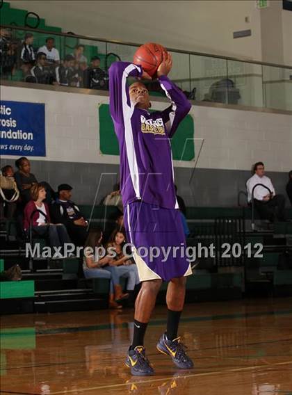 Thumbnail 1 in Ribet Academy vs. Valencia (Providence Cystic Fibrosis Benefit) photogallery.