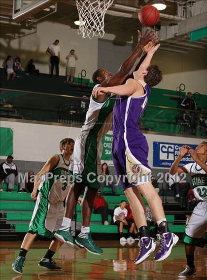 Thumbnail 2 in Ribet Academy vs. Valencia (Providence Cystic Fibrosis Benefit) photogallery.