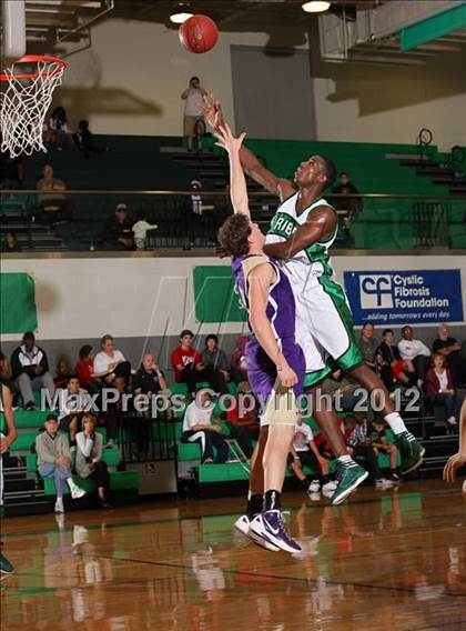 Thumbnail 3 in Ribet Academy vs. Valencia (Providence Cystic Fibrosis Benefit) photogallery.