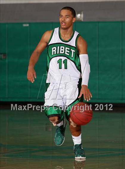 Thumbnail 3 in Ribet Academy vs. Valencia (Providence Cystic Fibrosis Benefit) photogallery.