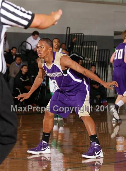 Thumbnail 2 in Ribet Academy vs. Valencia (Providence Cystic Fibrosis Benefit) photogallery.