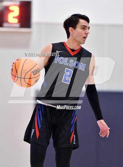 Thumbnail 3 in Folsom vs. Grant (Fortune Showcase) photogallery.