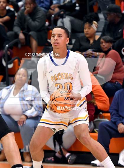 Thumbnail 2 in Folsom vs. Grant (Fortune Showcase) photogallery.