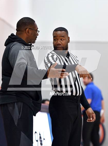 Thumbnail 3 in Folsom vs. Grant (Fortune Showcase) photogallery.
