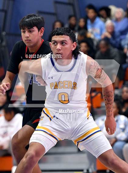 Thumbnail 1 in Folsom vs. Grant (Fortune Showcase) photogallery.
