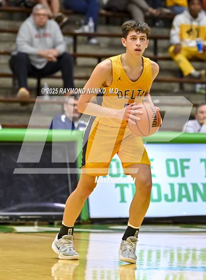 Thumbnail 1 in Delta vs. Fort Wayne Blackhawk Christian (IHSAA 4A New Castle Regional)  photogallery.
