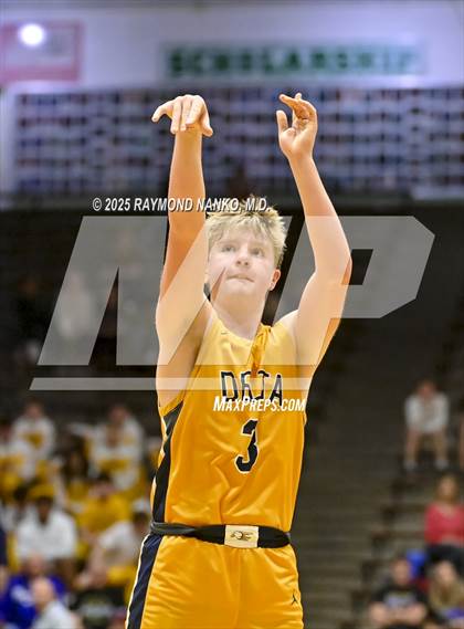 Thumbnail 3 in Delta vs. Fort Wayne Blackhawk Christian (IHSAA 4A New Castle Regional)  photogallery.