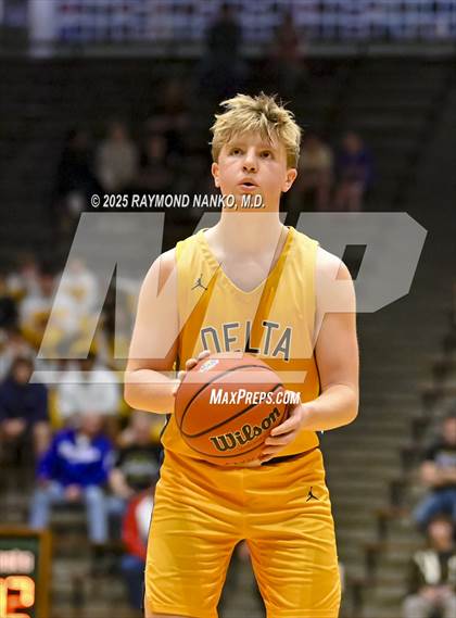 Thumbnail 2 in Delta vs. Fort Wayne Blackhawk Christian (IHSAA 4A New Castle Regional)  photogallery.