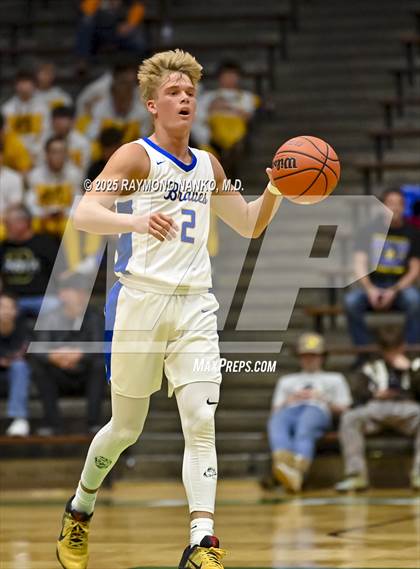 Thumbnail 2 in Delta vs. Fort Wayne Blackhawk Christian (IHSAA 4A New Castle Regional)  photogallery.