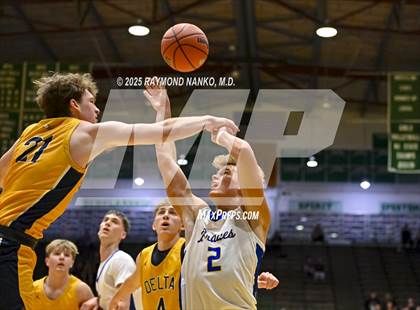 Thumbnail 2 in Delta vs. Fort Wayne Blackhawk Christian (IHSAA 4A New Castle Regional)  photogallery.