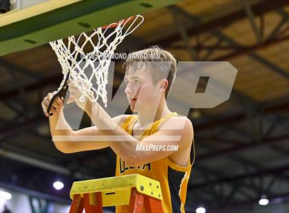 Thumbnail 1 in Delta vs. Fort Wayne Blackhawk Christian (IHSAA 4A New Castle Regional)  photogallery.