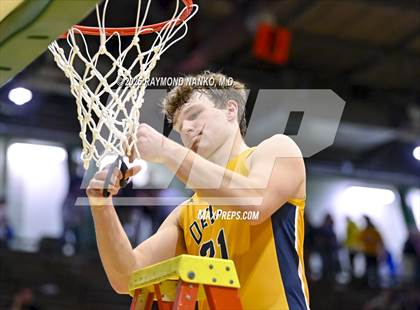 Thumbnail 2 in Delta vs. Fort Wayne Blackhawk Christian (IHSAA 4A New Castle Regional)  photogallery.