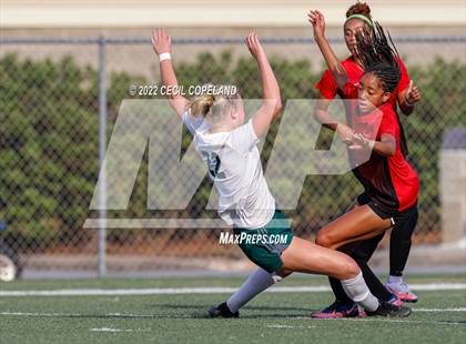 Thumbnail 2 in Greater Atlanta Christian vs. Westminster (GHSA 3A Championship) photogallery.