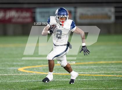 Thumbnail 3 in Nelson vs. Lake Oswego (OSAA 6A Semifinal) photogallery.