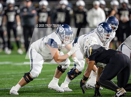 Thumbnail 1 in Nelson vs. Lake Oswego (OSAA 6A Semifinal) photogallery.