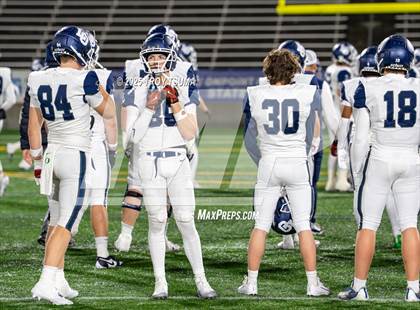 Thumbnail 1 in Nelson vs. Lake Oswego (OSAA 6A Semifinal) photogallery.