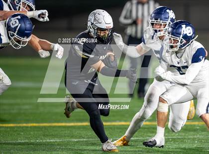 Thumbnail 1 in Nelson vs. Lake Oswego (OSAA 6A Semifinal) photogallery.